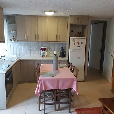 Apartment Stymfalia Stone House