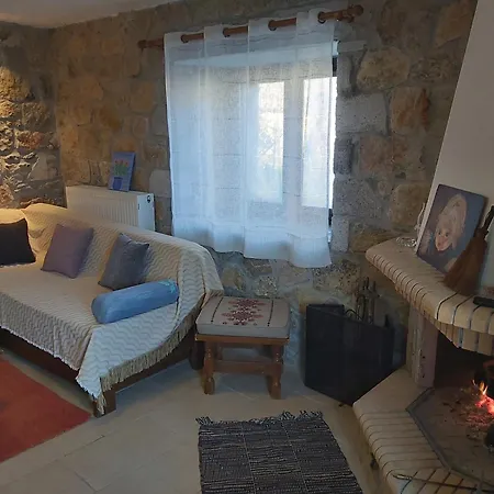 Stymfalia Stone House * Dhriza