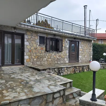 Stymfalia Stone House Апартаменты *