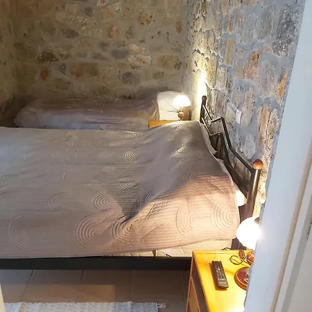 Stymfalia Stone House Apartment