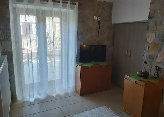 Stymfalia Stone House * Dhriza