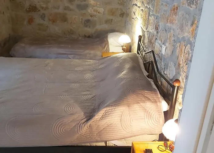 Stymfalia Stone House Lejlighed