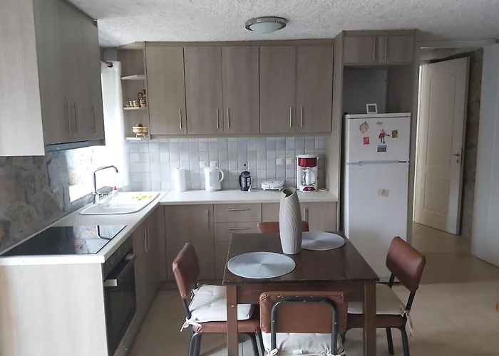 Stymfalia Stone House * Dhriza